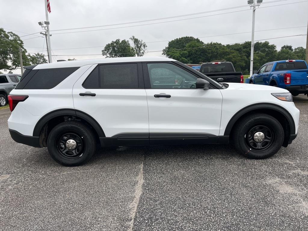 2025 Ford Explorer photo 3