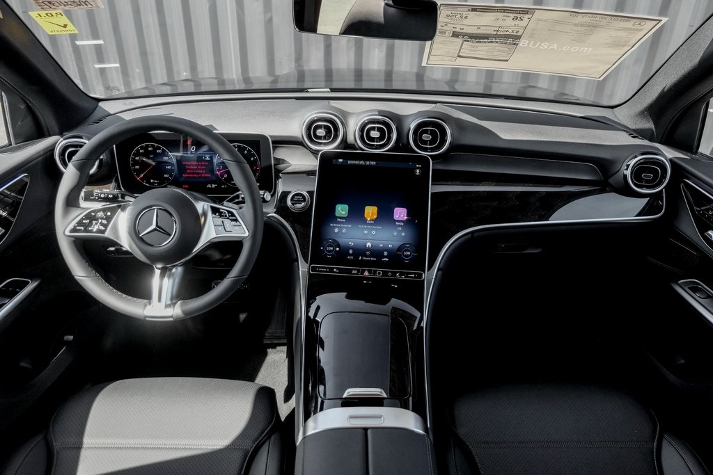 2025 Mercedes Benz GLC 300 4MATIC photo 16