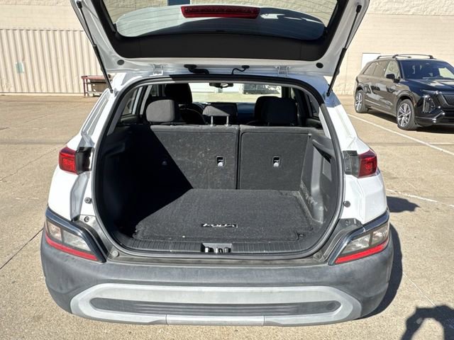 2023 Hyundai Kona SEL photo 23