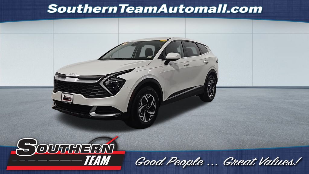 2024 Kia Sportage LX's photo