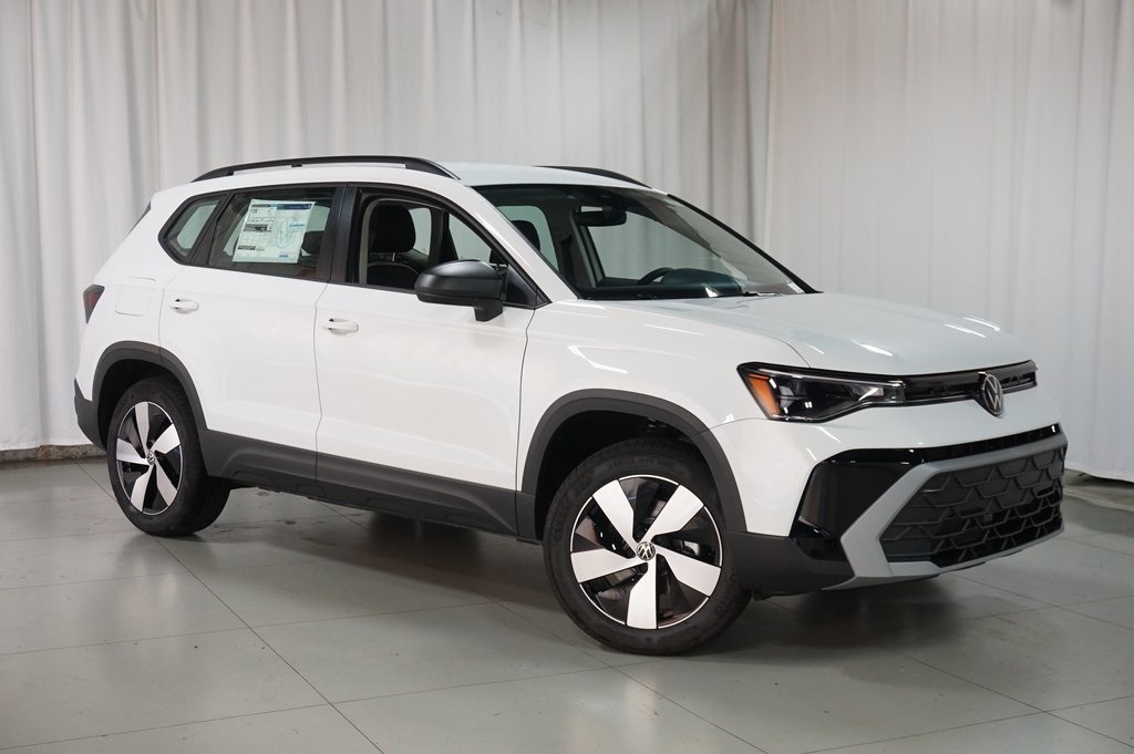 2025 Volkswagen Taos S photo 2