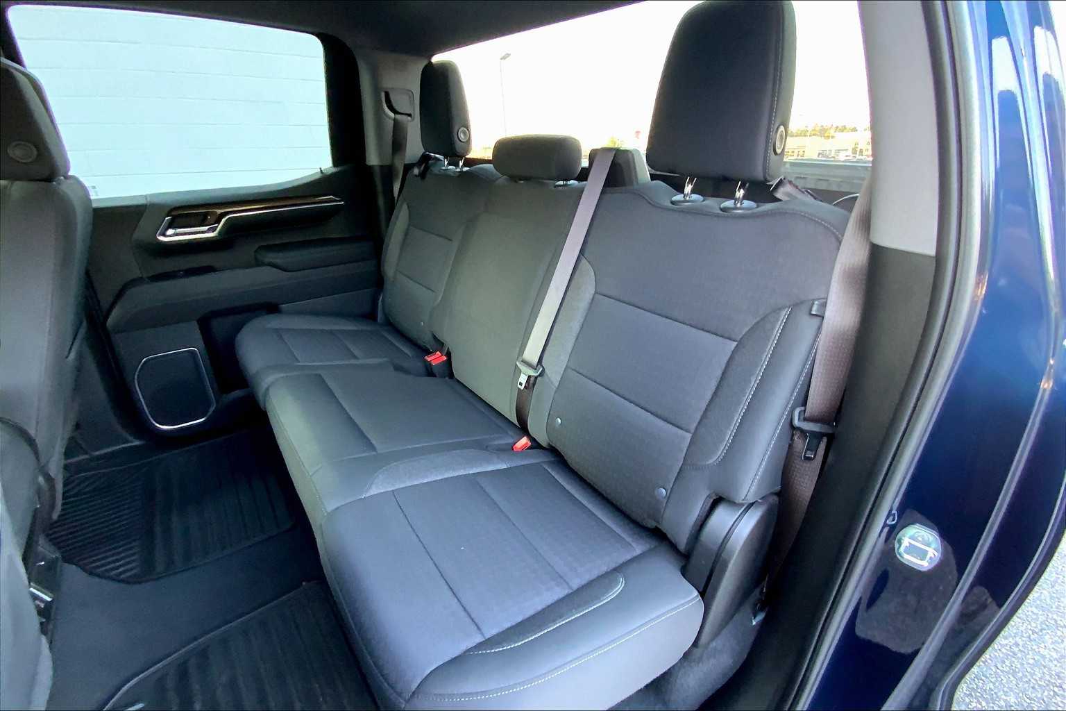 2023 Chevrolet Silverado 1500 LT photo 19