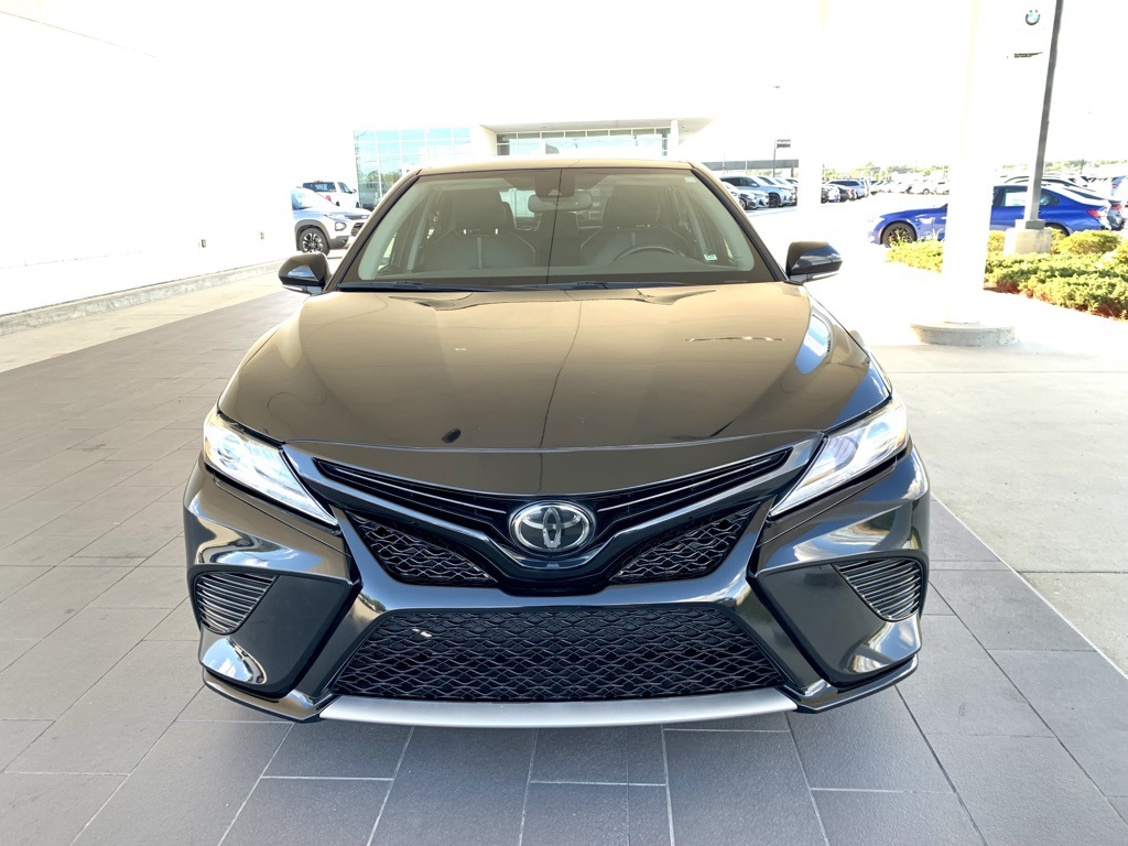 2020 Toyota Camry XSE photo 2