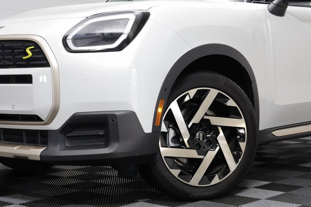 2025 Mini Countryman Signature photo 3