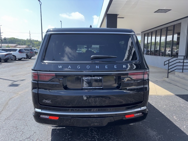 2024 Jeep Wagoneer L Base photo 3