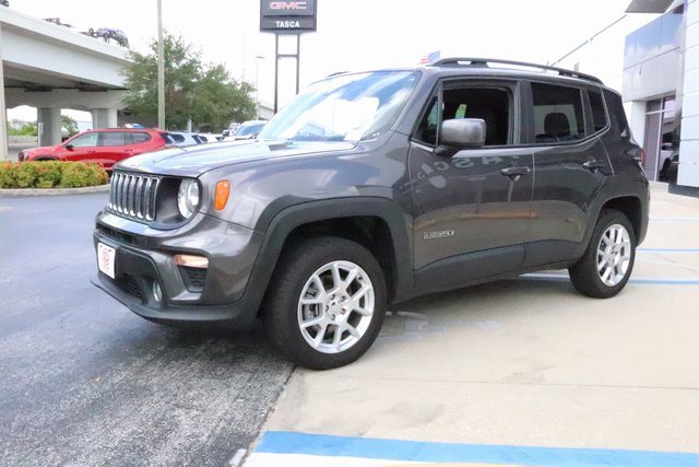 2021 Jeep Renegade Latitude photo 3