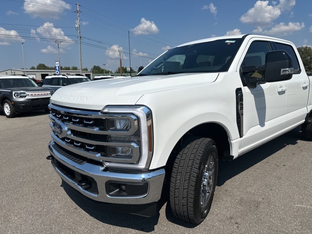 2026 Ford F-350 Lariat photo 30
