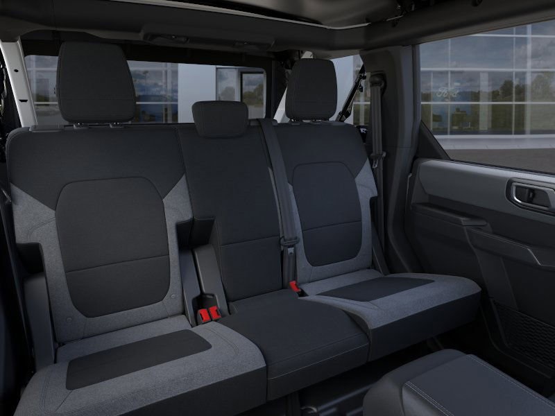 2025 Ford Bronco Base photo 10