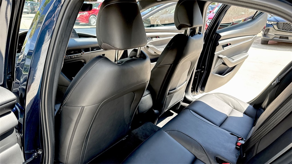 2023 Mazda Mazda3 2.5 Select photo 33