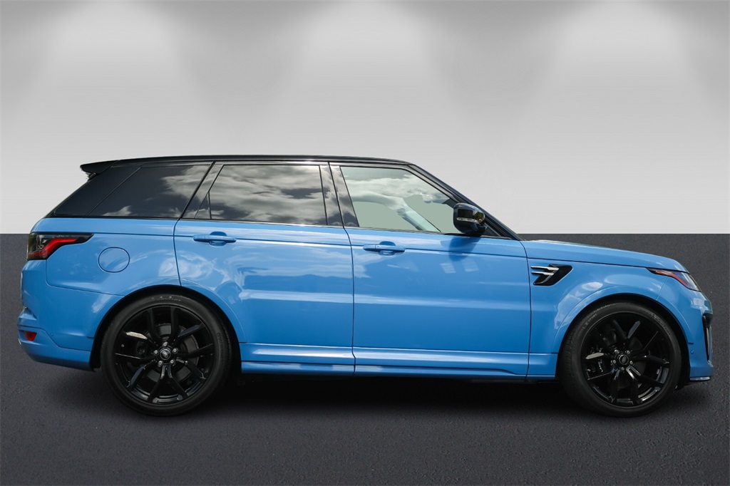 2022 Land Rover Range Rover Sport SVR photo 2