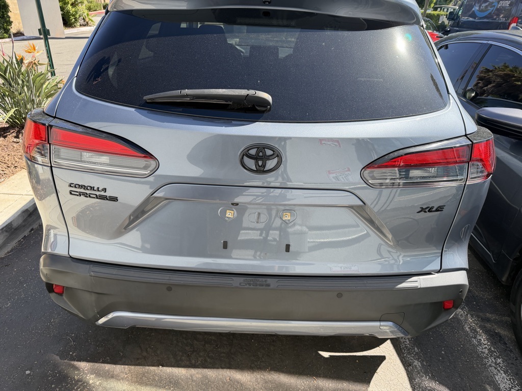 2022 Toyota Corolla Cross XLE photo 4