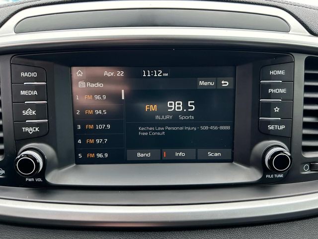 2019 Kia Sorento S photo 22