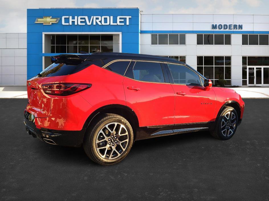 2025 Chevrolet Blazer RS photo 4