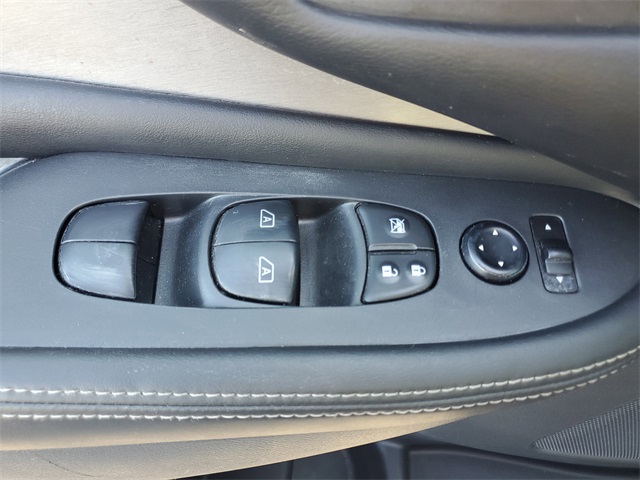 2022 Nissan Murano SV photo 18