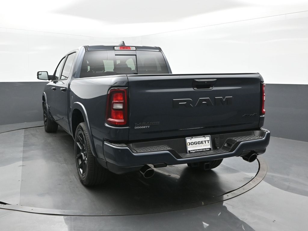 2026 Ram 1500 Laramie photo 4