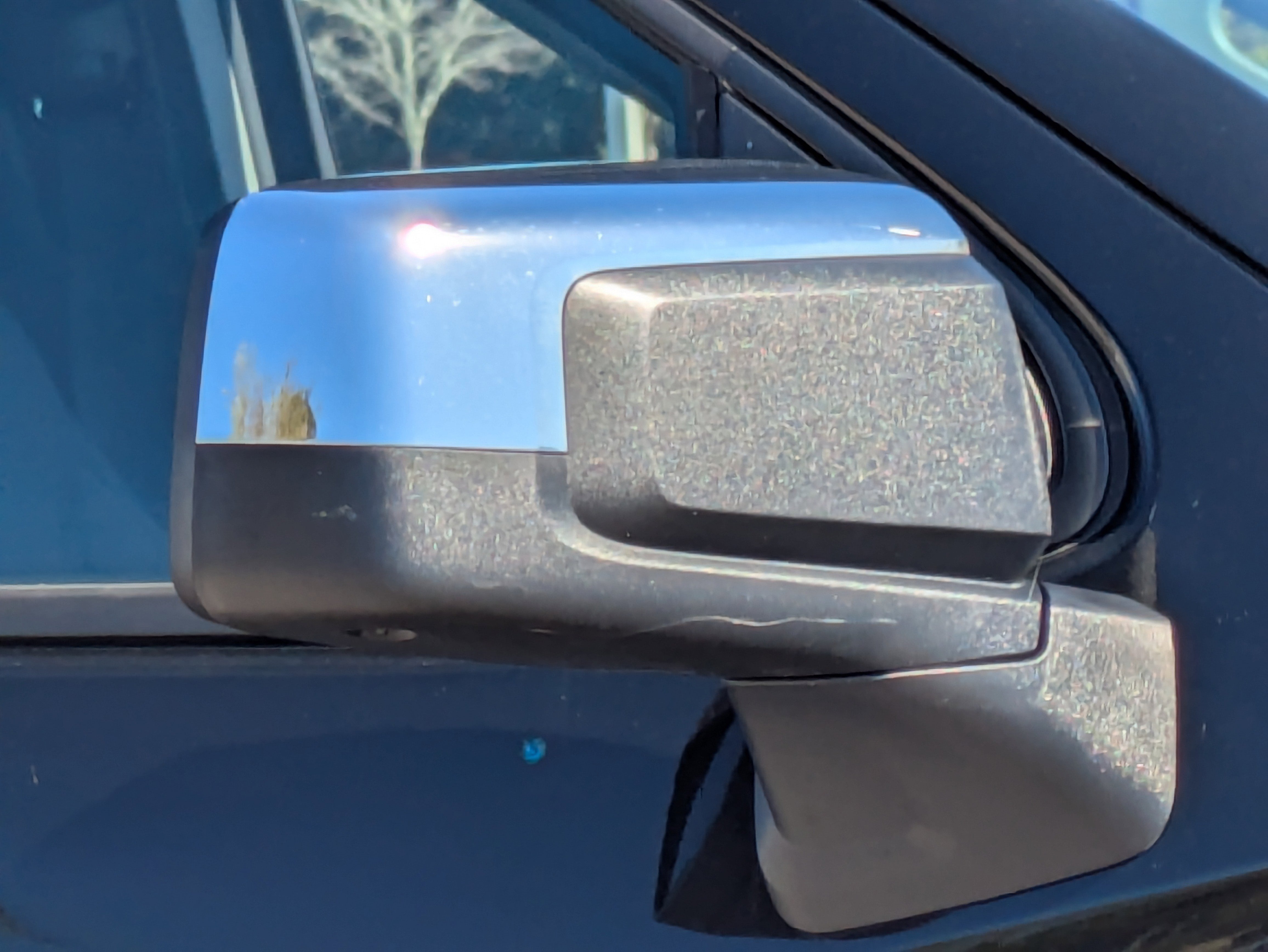 2024 Chevrolet Silverado 1500 LT photo 3