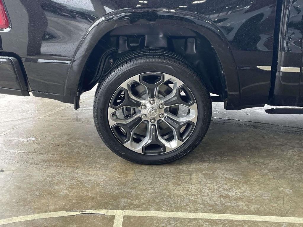 2023 Ram 1500 Limited photo 11