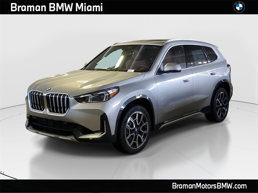 2026 BMW X1 28i's photo