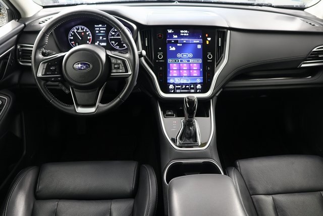 2022 Subaru Outback Limited photo 2