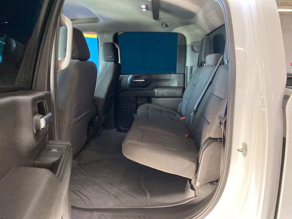 2023 Chevrolet Silverado 2500HD LT photo 3