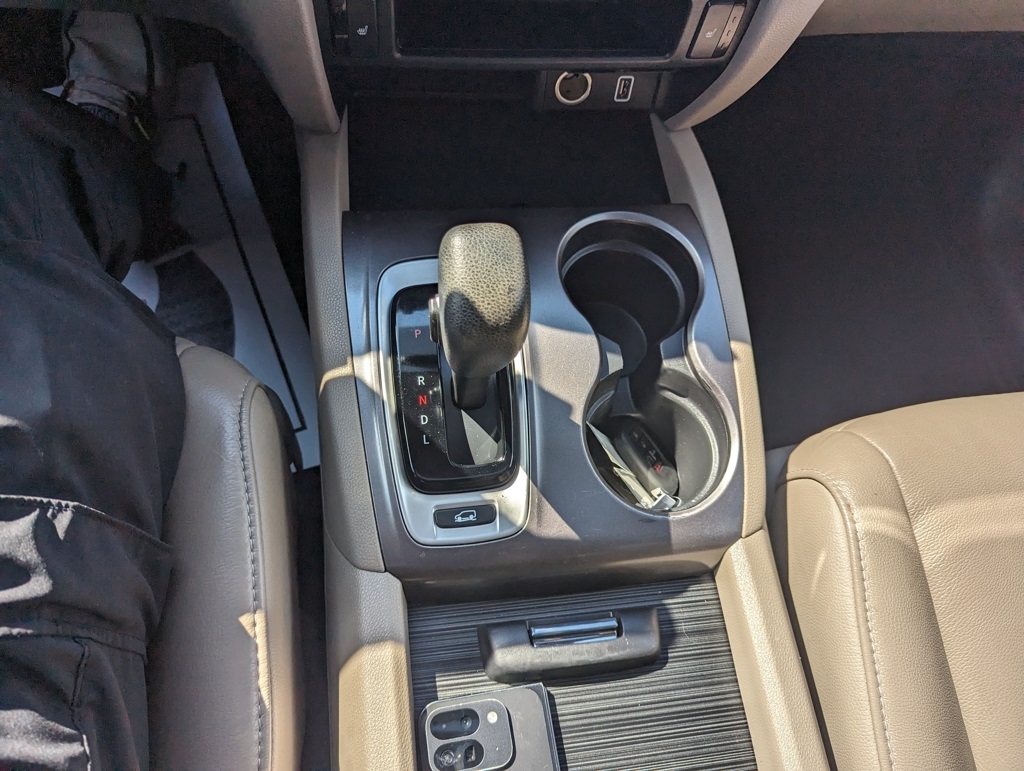 2020 Honda Pilot EX-L photo 17