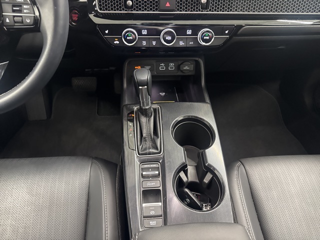 2023 Honda Civic Touring photo 25