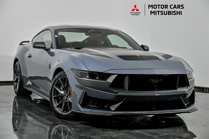 2025 Ford Mustang Dark Horse's photo