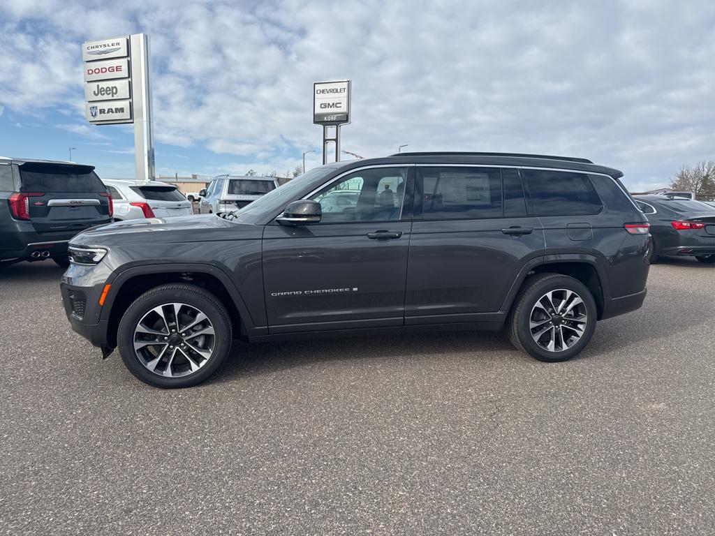 2025 Jeep Grand Cherokee L Overland's photo