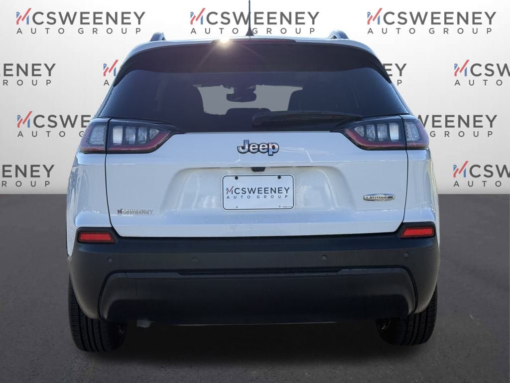 2021 Jeep Cherokee Latitude photo 3