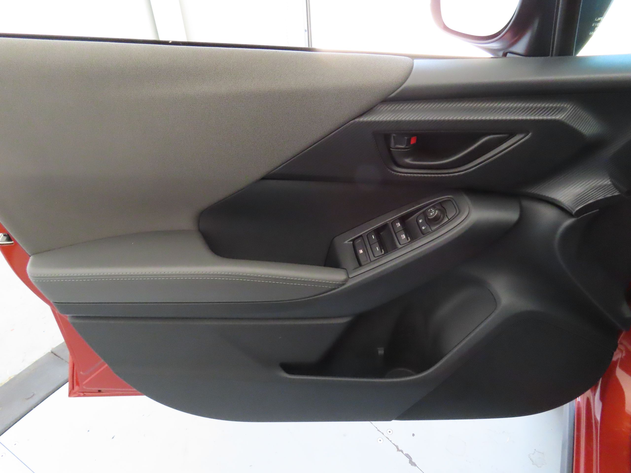 2025 Subaru Crosstrek Premium photo 9
