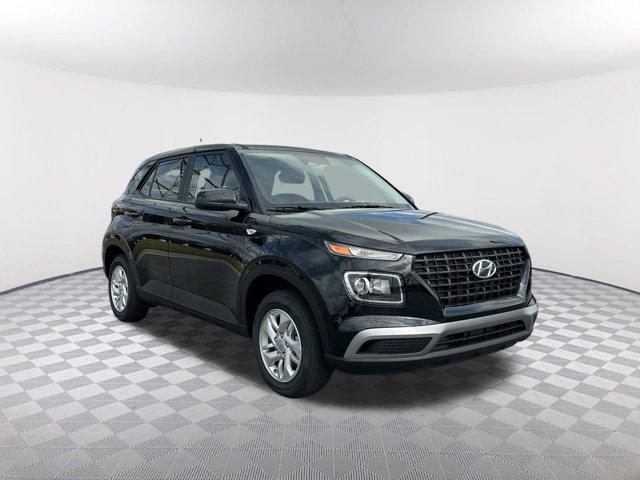 2026 Hyundai Venue SE photo 2