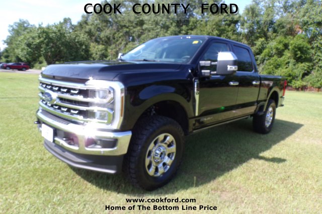 2025 Ford F-250 Lariat photo 3