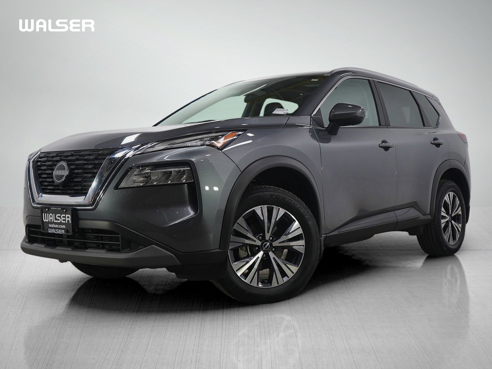 2023 Nissan Rogue SV's photo