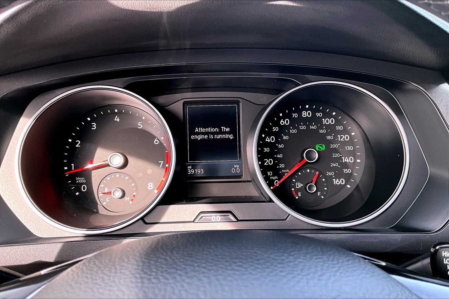 2020 Volkswagen Tiguan SE photo 24
