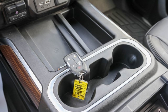 Used 2023 Black Chevrolet High Country image 28