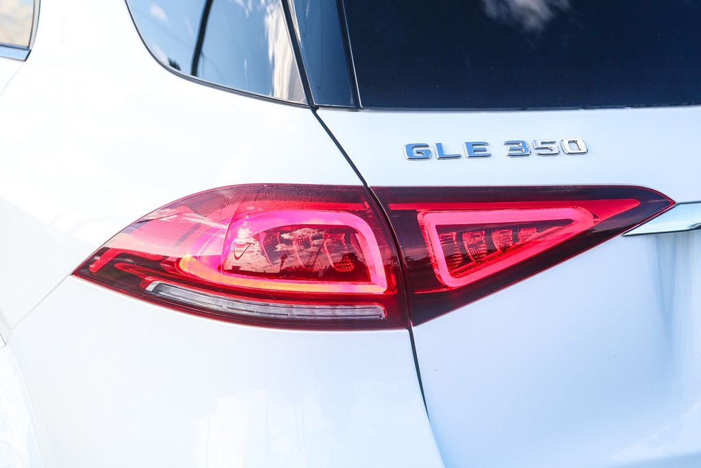 2022 Mercedes Benz GLE 350 photo 5