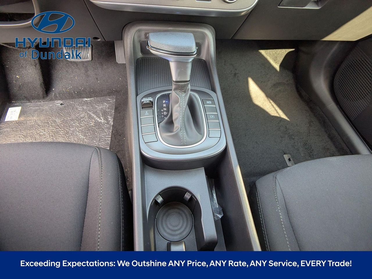2026 Hyundai Kona SE photo 12