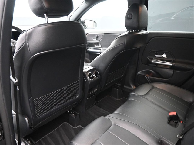 2023 Mercedes Benz GLA 250 photo 8