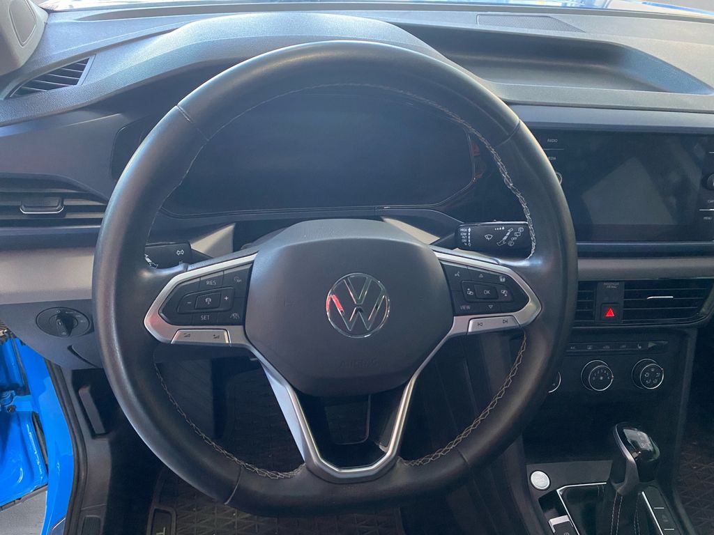 2022 Volkswagen Taos SE photo 6