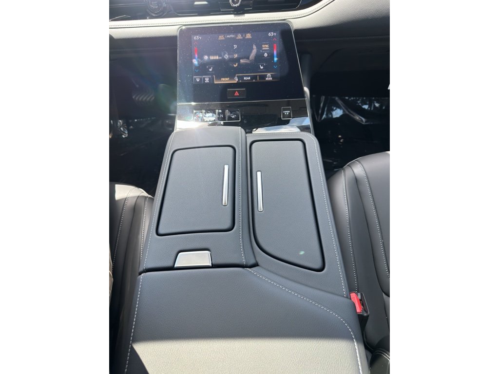 2025 Infiniti QX80 Pure photo 12