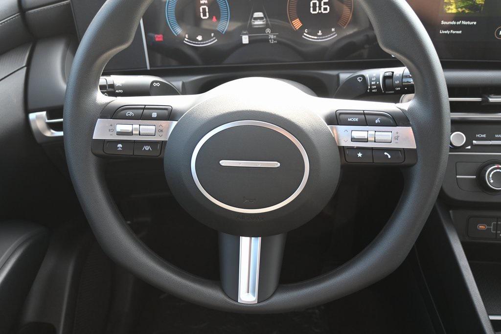 2025 Hyundai Tucson SE photo 12