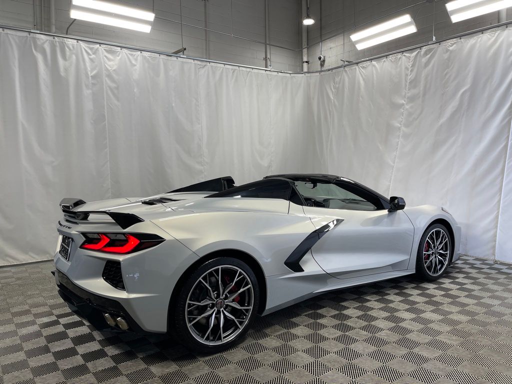 2024 Chevrolet Corvette Stingray 3LT photo 3