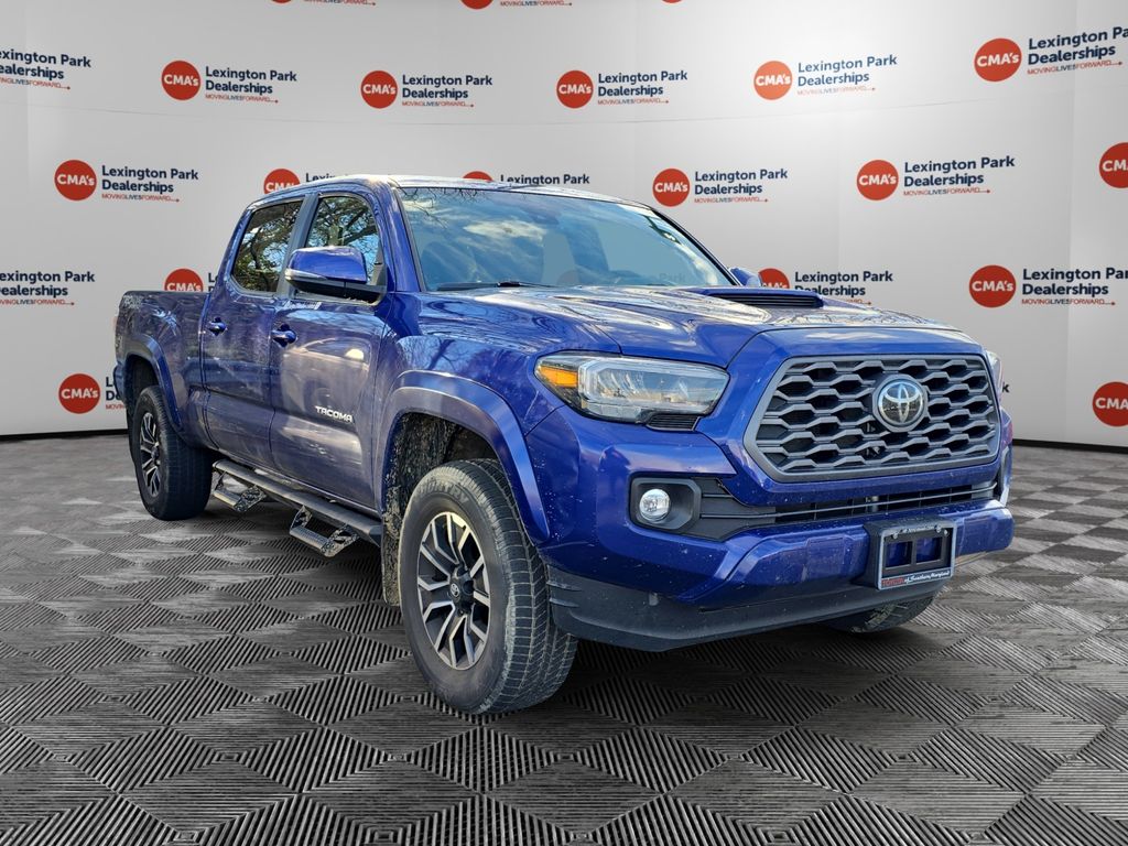 2023 Toyota Tacoma TRD Sport's photo