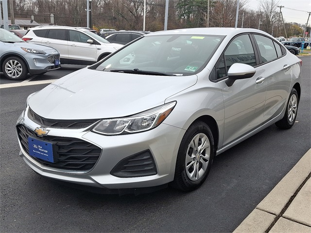 2019 Chevrolet Cruze LS photo 4