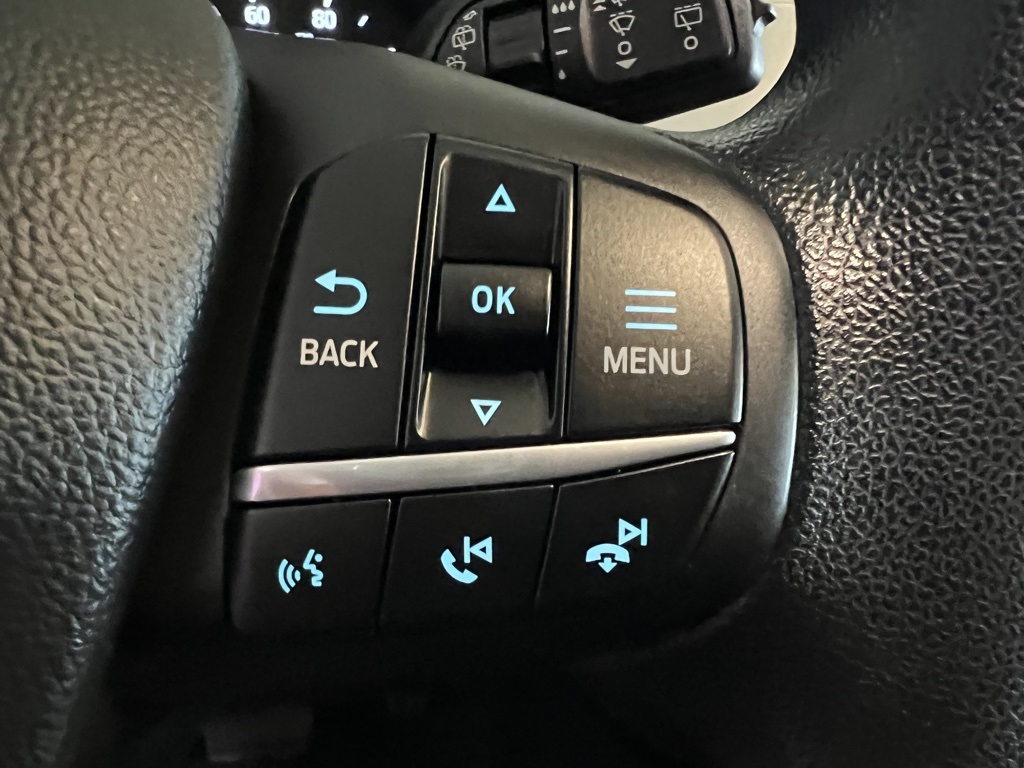 2020 Ford Escape SE photo 19