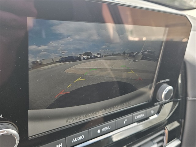 2025 Nissan Pathfinder SV photo 18