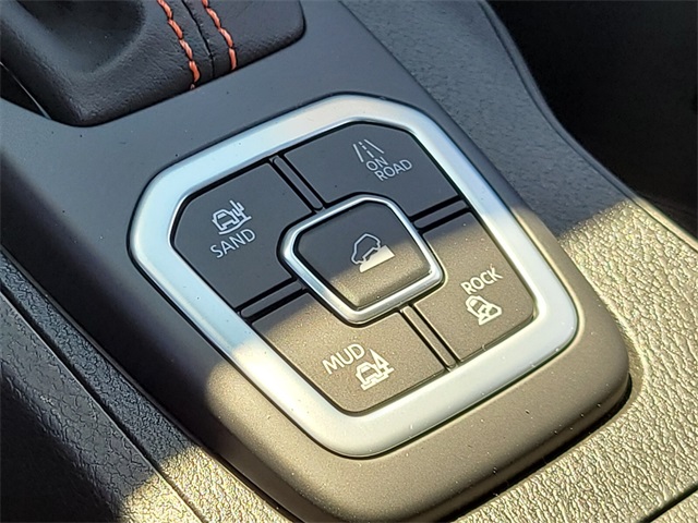 2026 Nissan Frontier Crew Cab PRO-4X photo 18