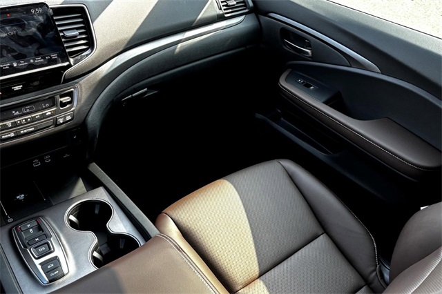 2025 Honda Ridgeline RTL photo 17