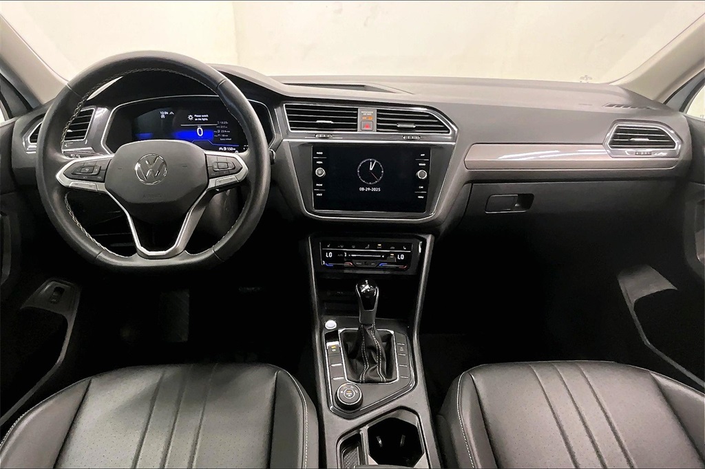 2024 Volkswagen Tiguan SE Wolfsburg Edition photo 14