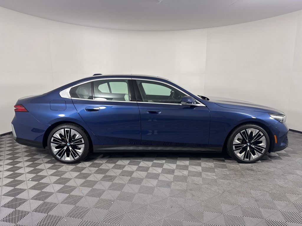 2025 Bmw 540i xDrive photo 4